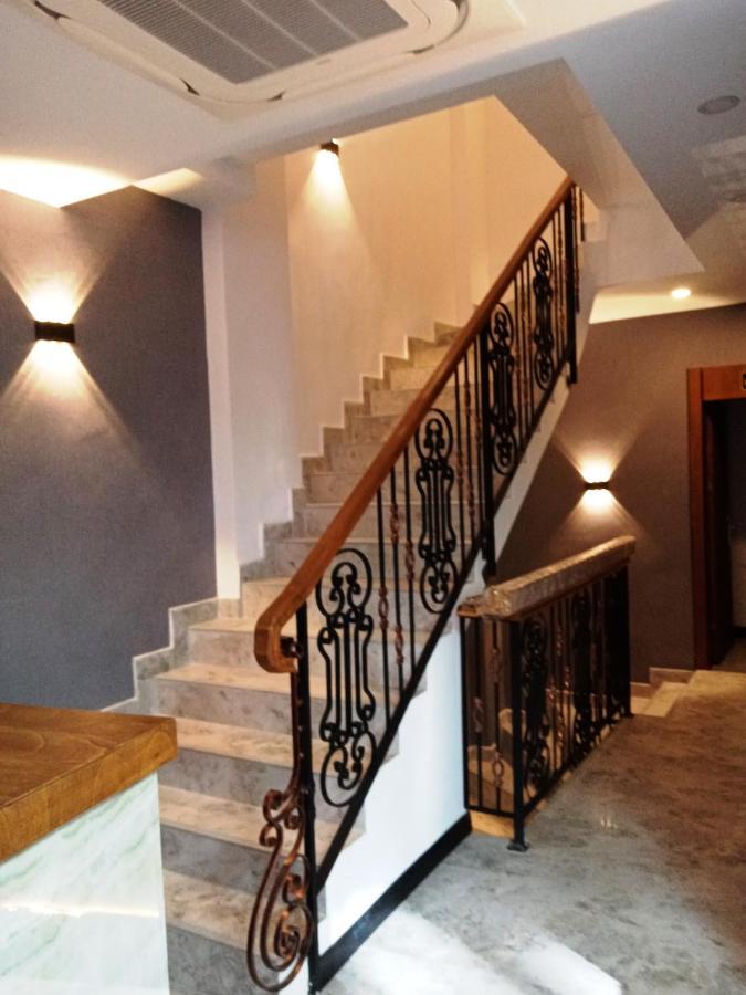 Castillo Rojo Hotel Istanbul Exterior photo