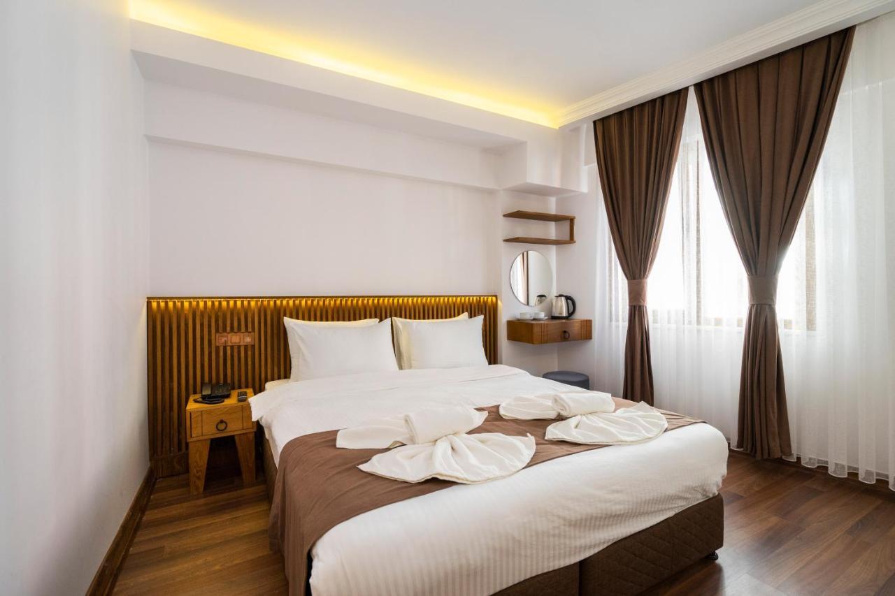 Castillo Rojo Hotel Istanbul Exterior photo