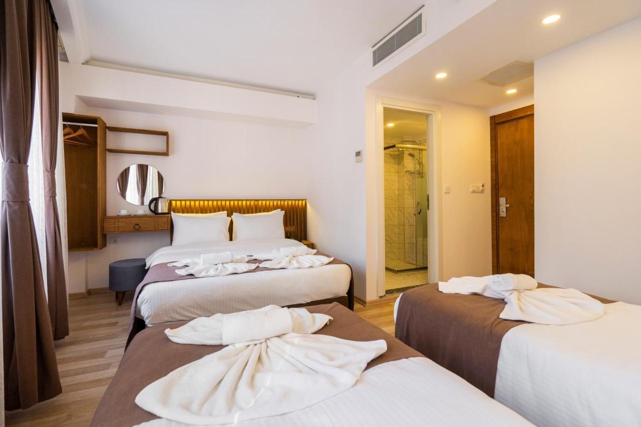Castillo Rojo Hotel Istanbul Exterior photo