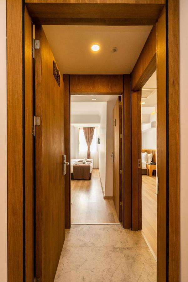 Castillo Rojo Hotel Istanbul Exterior photo
